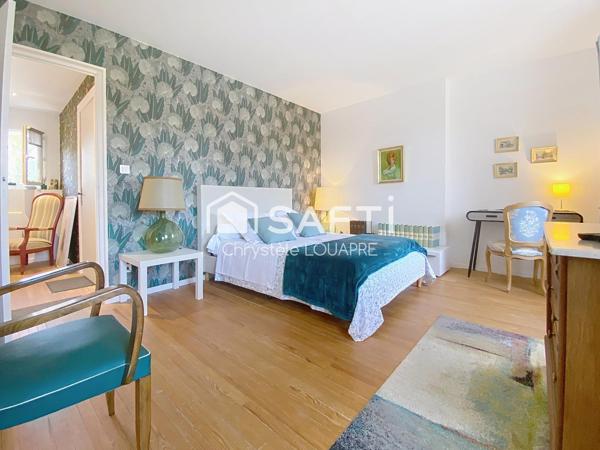 Maison charentaise rénovée, 5 ch et dépendances