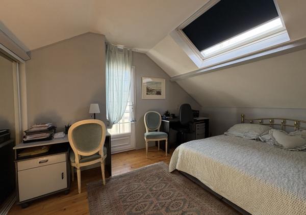 Maison 114 m² avec piscine, jardin et garage sur une parcelle de 387 m²