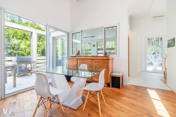 Maison 1 933 250 € Anglet 6 p 215 m² DPE A