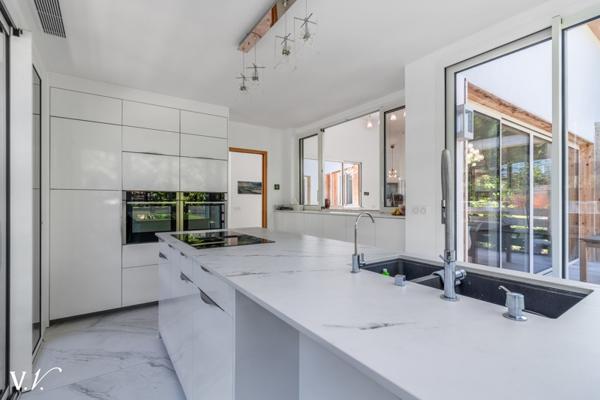 Maison 1 933 250 € Anglet 6 p 215 m² DPE A