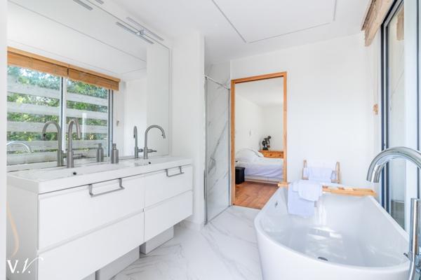 Maison 1 933 250 € Anglet 6 p 215 m² DPE A
