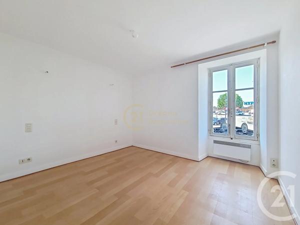 Maison à vendre  4 pièces - 62,90 m 2   COMBOURG  - 35