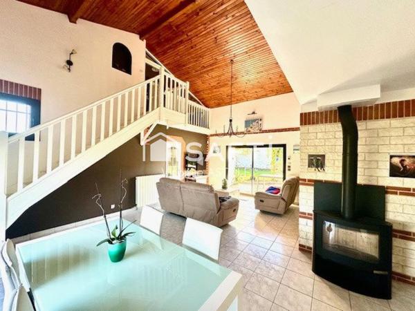 SAINT-LYS - Un véritable havre de paix, idéalement situé.