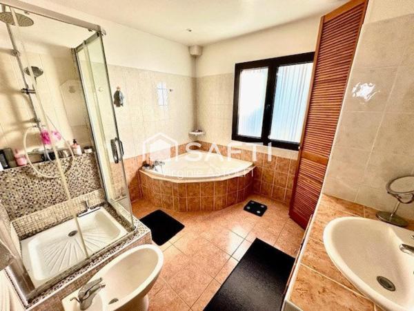 SAINT-LYS - Un véritable havre de paix, idéalement situé.