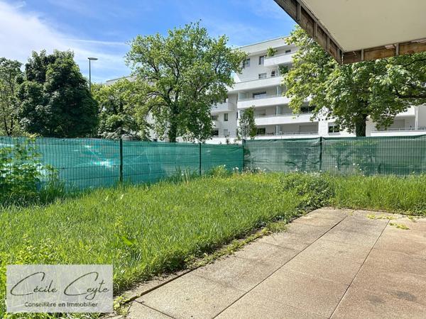 MEYLAN Buclos 4 pièces en rez de jardin avec garage et parking