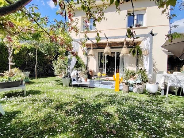 Maison de ville de 80,80 m²