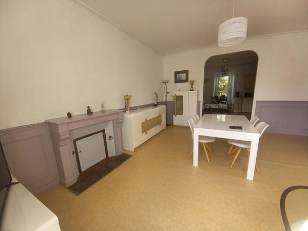 Location appartement Guingamp - 3 pièce(s) - 104 m² - 590 €/mois