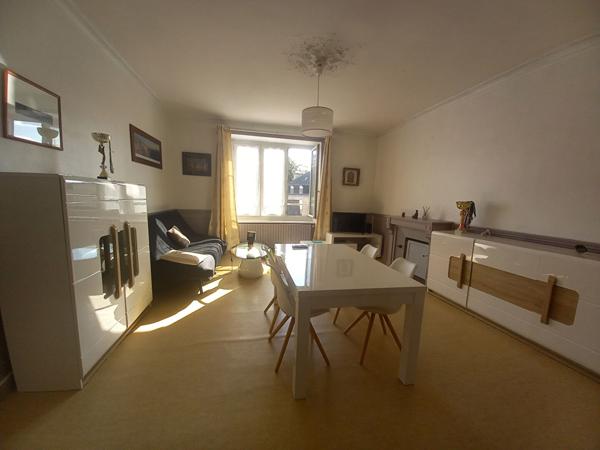 Location appartement Guingamp - 3 pièce(s) - 104 m² - 590 €/mois