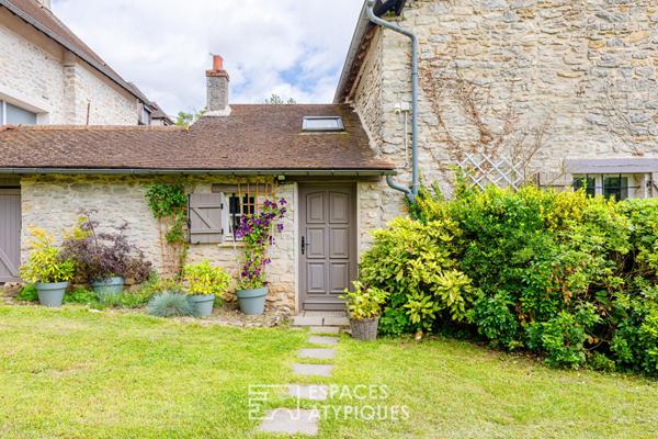 Maison de caractère avec sa source et grange à fort potentiel à Fontenay-Saint-Père