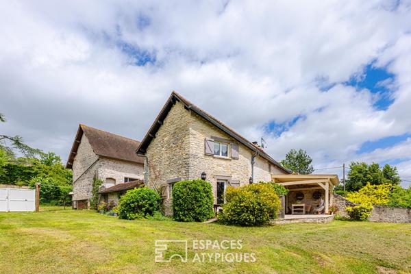 Maison de caractère avec sa source et grange à fort potentiel à Fontenay-Saint-Père