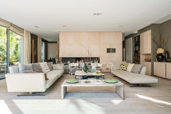 Maison à vendre 6 pièces LA CIOTAT (13) Terrain 995 m2