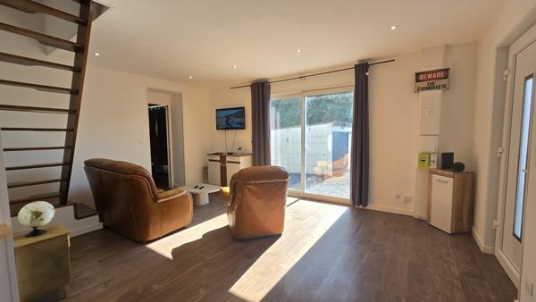 Maison
         5 pièces
        - 120 m² 189 000 € *