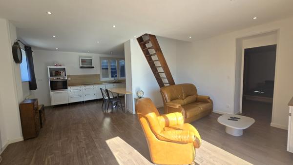 Maison
         5 pièces
        - 120 m² 189 000 € *