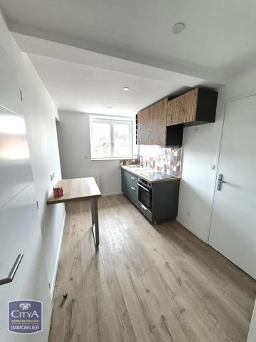 Appartement à louer 1 pièce 32.73m² Calais (62100)