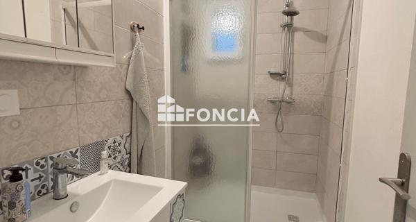 À vendre Appartement 5 pièces 93.11 m² - Valence 26000