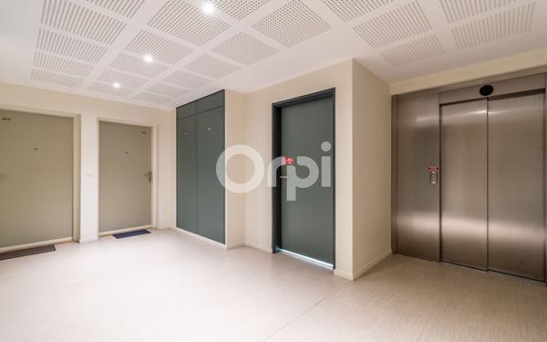 Appartement à vendre    3 pièces •  Reims