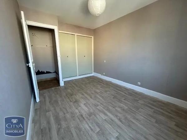 Appartement à louer 3 pièces 69.28m² Arras (62000)