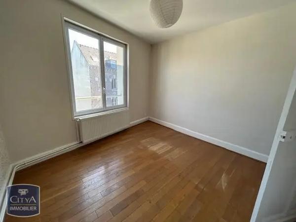 Appartement à louer 3 pièces 69.28m² Arras (62000)