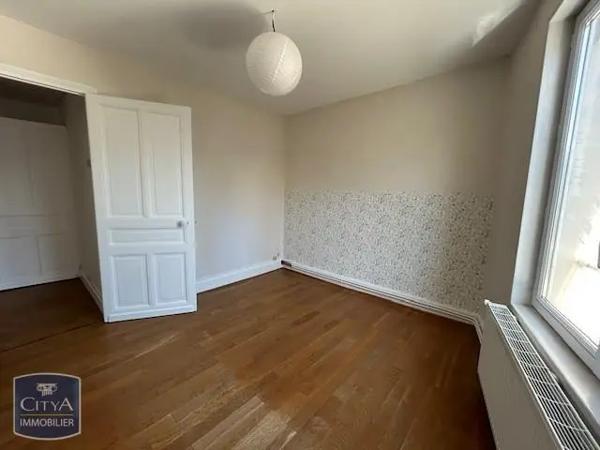 Appartement à louer 3 pièces 69.28m² Arras (62000)