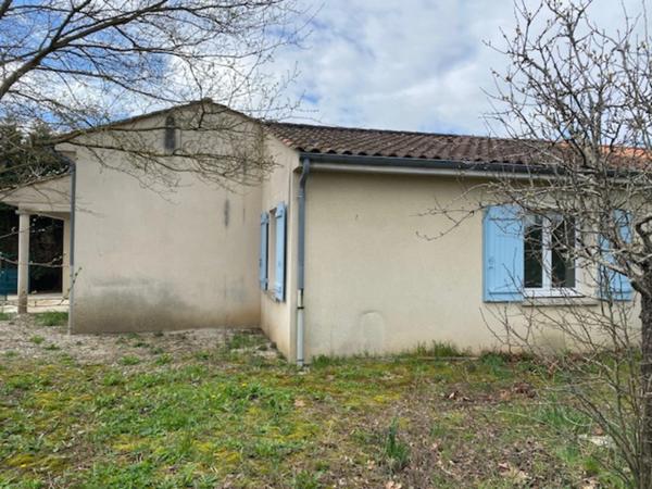 Maison à vendre 4 pièces REVEL (31)