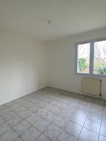 Maison à vendre 4 pièces REVEL (31)