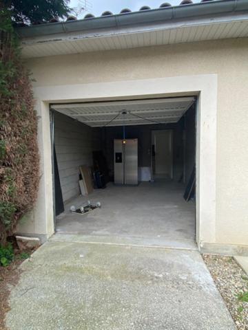 Maison à vendre 4 pièces REVEL (31)