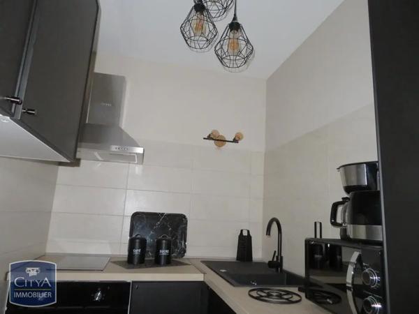 Appartement à louer 1 pièce 28.47m²