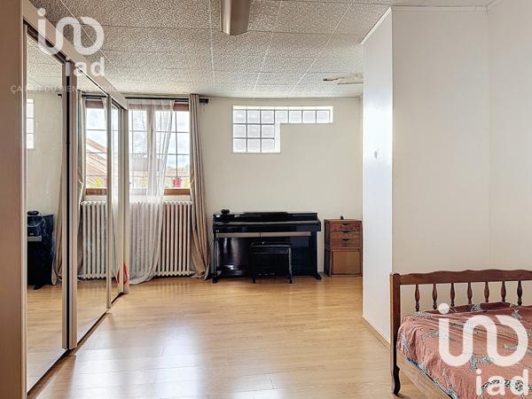 Immeuble à vendre 460 m² Montargis