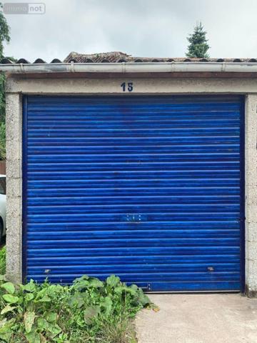 Garage fermé à louer à Bailleul dans le Nord (59270), ref : FLOCB820
