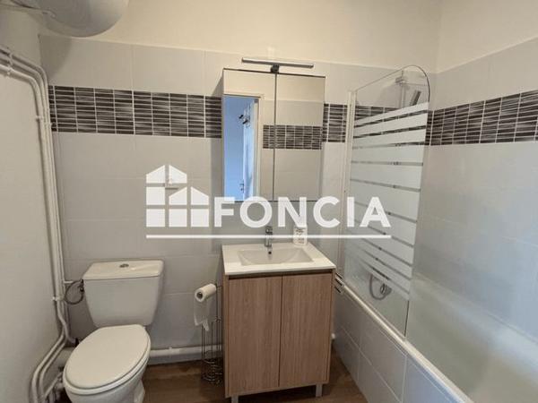 Location Studio 25.1 m² - 12 B RUE HENRI FABRE - RESIDENCE LE ST CLAIR - APT 45 - 4IEME ETAGE Orange 84100