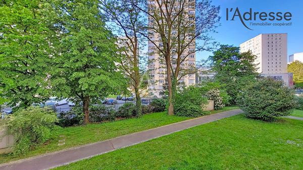 PUTEAUX/ Avenue du Général de Gaulle - Appartement 3 pièces de 67m² avec Cave et Parking
