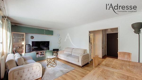 PUTEAUX/ Avenue du Général de Gaulle - Appartement 3 pièces de 67m² avec Cave et Parking