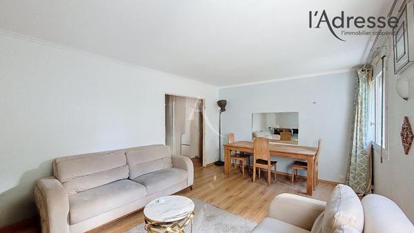 PUTEAUX/ Avenue du Général de Gaulle - Appartement 3 pièces de 67m² avec Cave et Parking