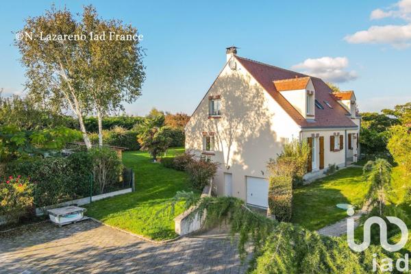 Maison 9 pièces de 192 m² à Marigny-les-Usages (45760)