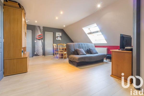 Maison 9 pièces de 192 m² à Marigny-les-Usages (45760)