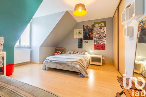 Maison 9 pièces de 192 m² à Marigny-les-Usages (45760)