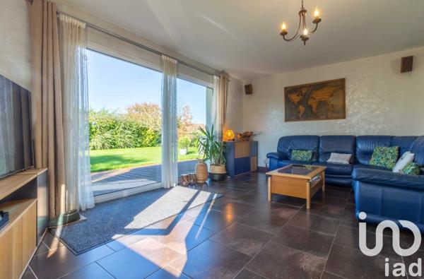 Maison 9 pièces de 192 m² à Marigny-les-Usages (45760)