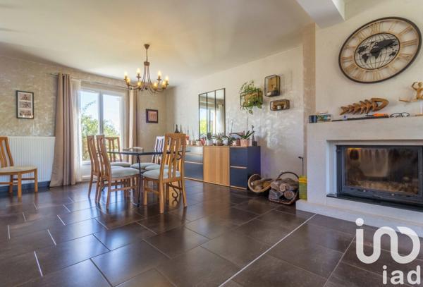 Maison 9 pièces de 192 m² à Marigny-les-Usages (45760)