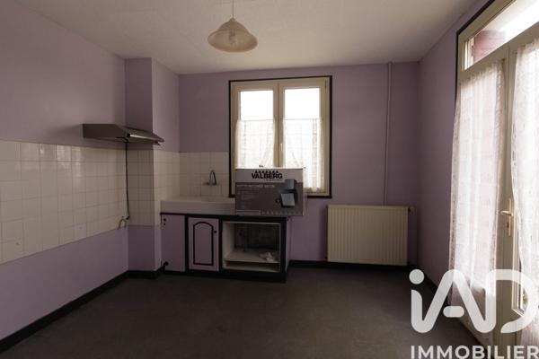 Maison à vendre 5 pièces 67,05 m² Châlus