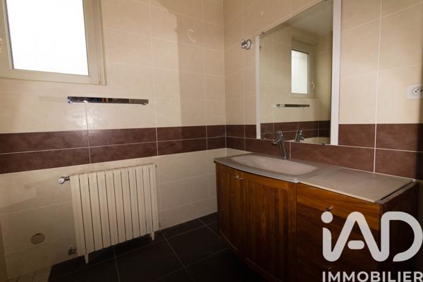 Maison à vendre 5 pièces 67,05 m² Châlus