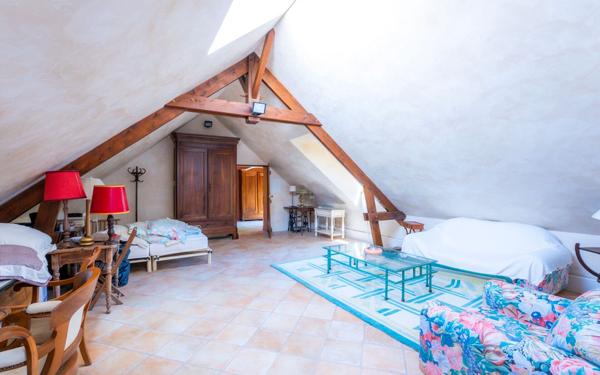 Maison à vendre    16 pièces •  La Ferté-sous-Jouarre