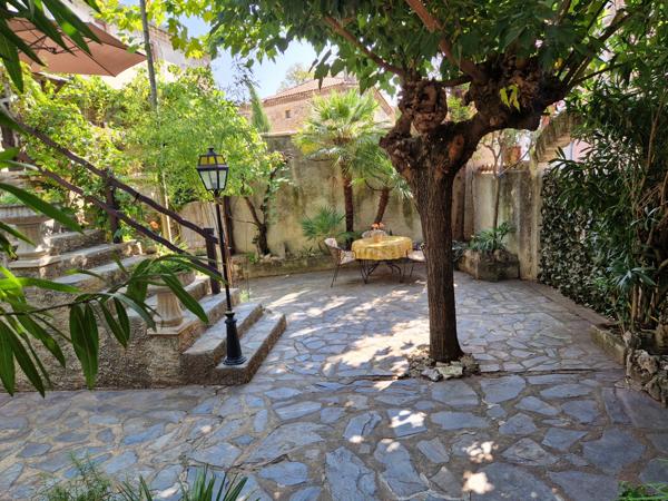 Charmante maison de village en pierre avec cour et jardin Saint-Christol-lès-Alès (30380)