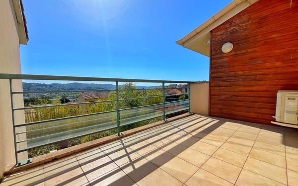 Appartement à vendre    3 pièces • 61,43 m2 Grasse
