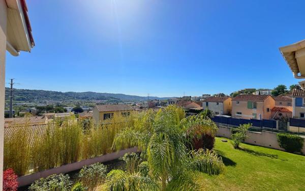 Appartement à vendre    3 pièces • 61,43 m2 Grasse