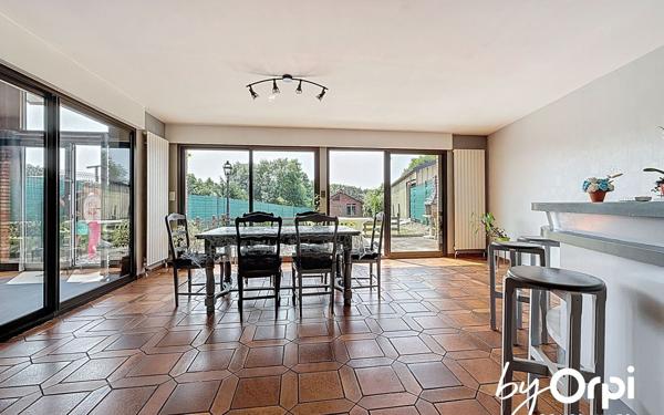 Maison à vendre    6 pièces • 152,40 m2 Saint-Éloy-les-Mines