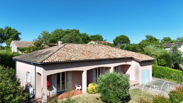 Maison à vendre 5 pièces de 113 m² au centre de VILLEFRANCHE DE LAURAGAIS (31)