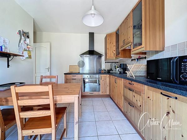 Maison à vendre 5 pièces de 113 m² au centre de VILLEFRANCHE DE LAURAGAIS (31)