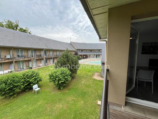 Proximité de Honfleur - Appartement T2 - 1er étage sans ascenseur - 31,60 m2 - 1 chambre - Terrasse - Parking