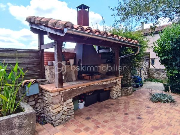 Maison de village de 278 m²