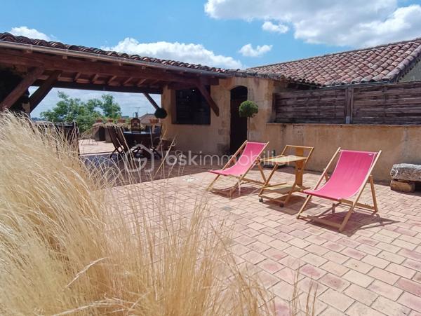 Maison de village de 278 m²